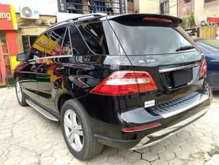 A picture of Mercedes Benz Ml350 2012