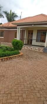 A picture of House for sale 3 Bedrooms 2 Indoor toilets sitting Dining