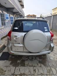 A picture of For sale Toyota Rav 2008 model first body paint 3rows
