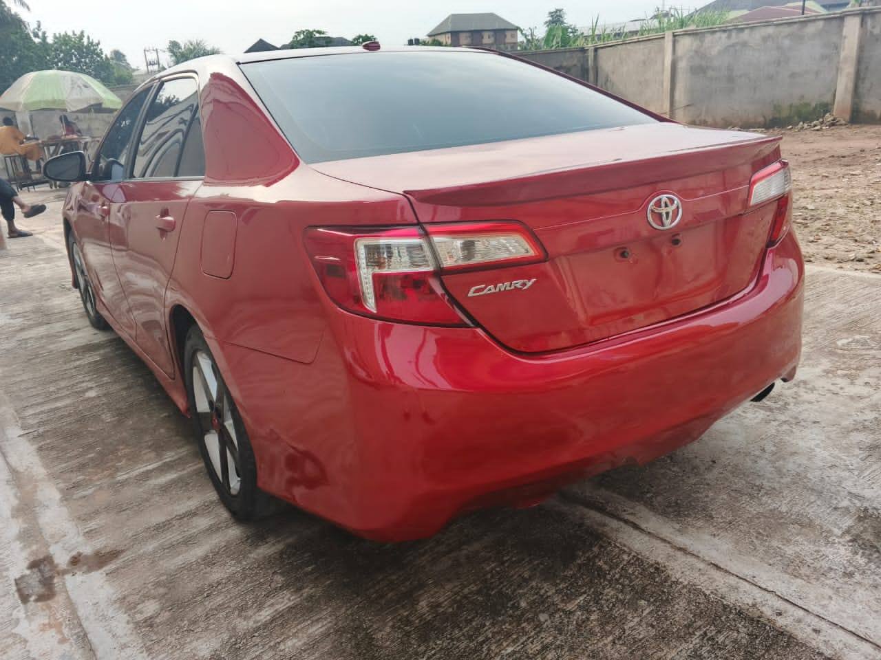 A picture of Belgium Equivalent Toyota Camry 2014 on Distress Sales 9.8m last