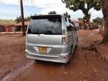 A picture of 2005 Japan Toyota Noah
