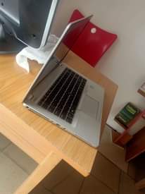 A picture of Hp folio core i5