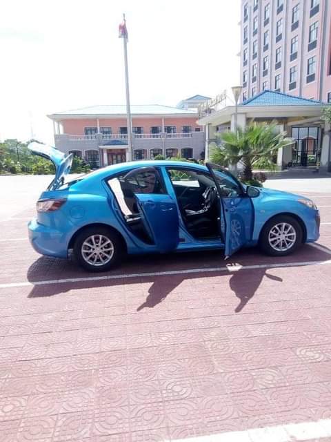 mazda axela