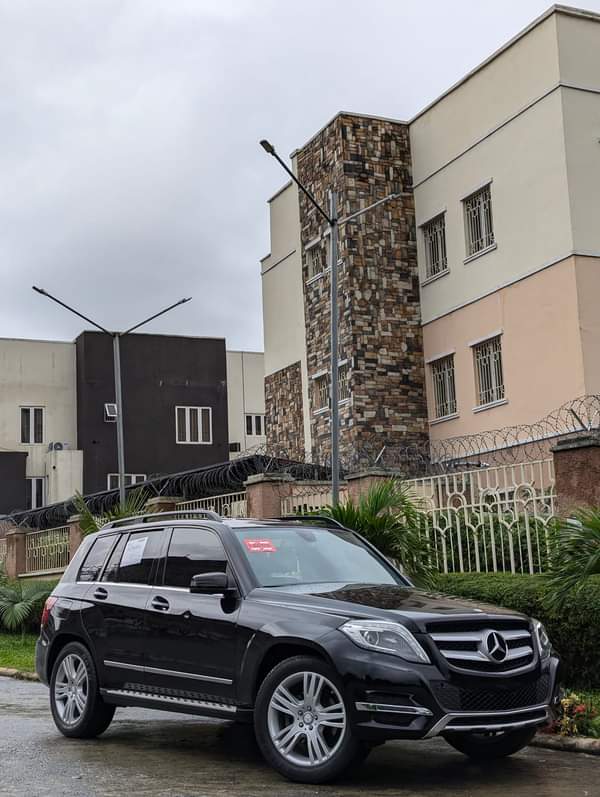 A picture of FOREIGN USED MB GLK350 2013 Model 100 perfect working Condition