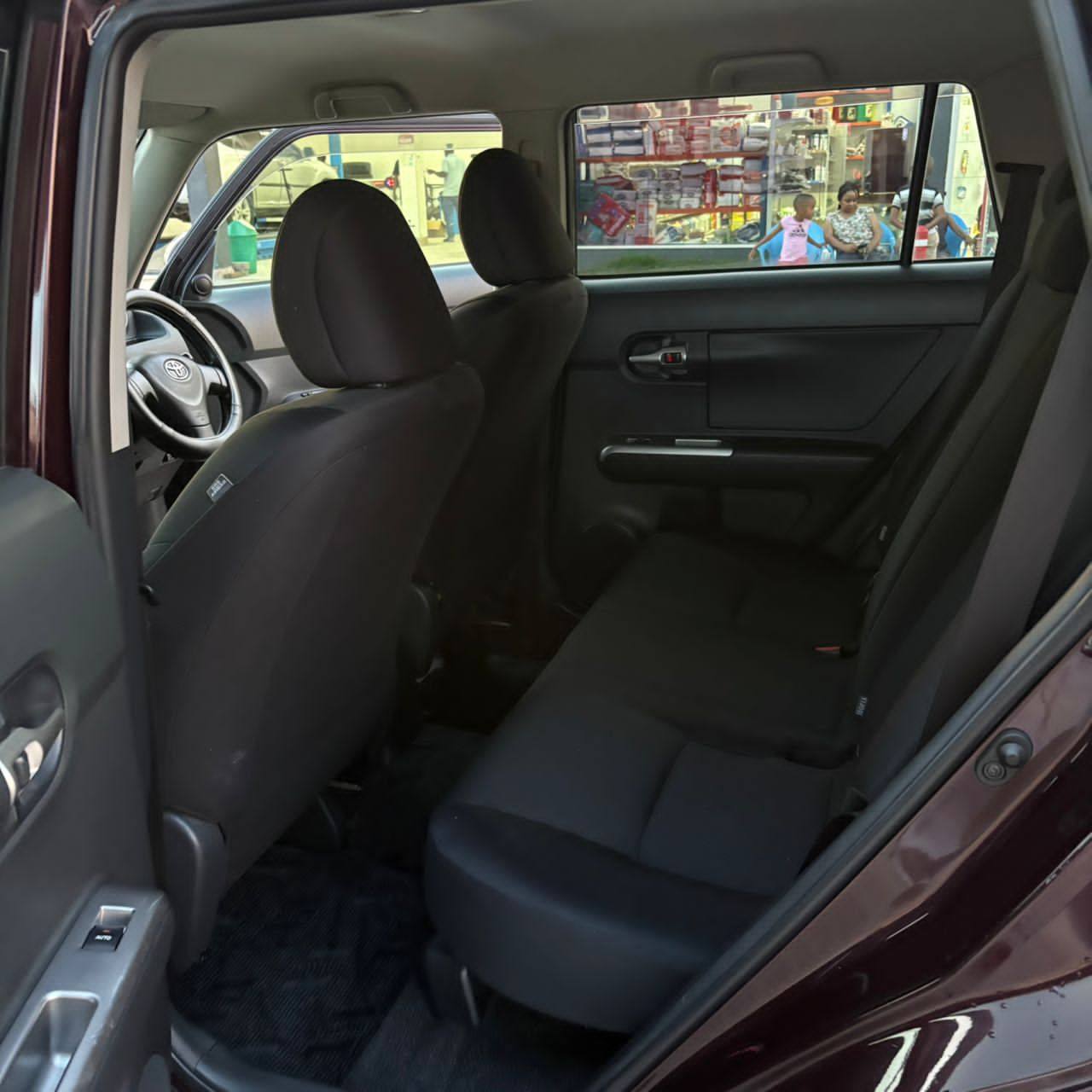 A picture of Toyota rumion