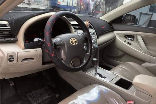 A picture of TOYOTA CAMRY V4 2008