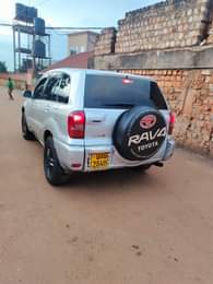 A picture of Toyota RAV4 2003 On sell 12million negotiable 0753877691 0787361769