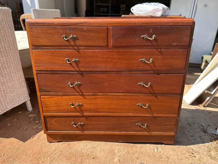 chest=of=drawers