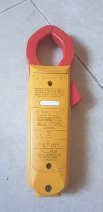 A picture of FLUKE 317 TRUE RMS CLAMP METER