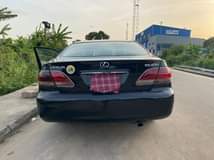 A picture of Owner needs money urgently es330 perfect condition year 2005 going