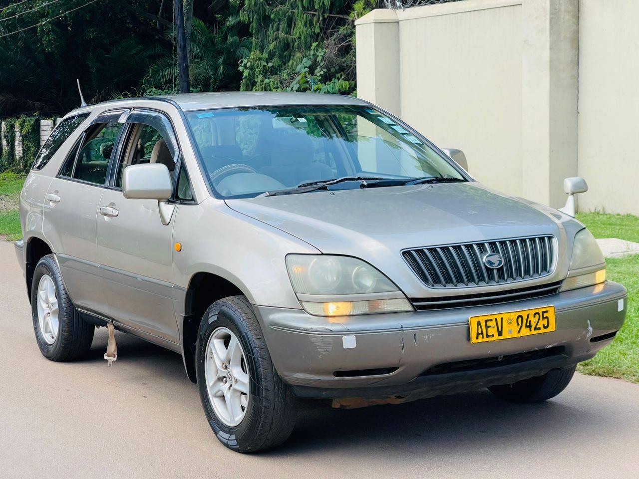 used toyota harrier