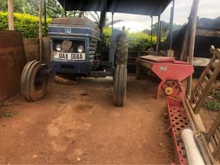 A picture of Tractor