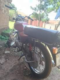 A picture of Bajaj boxer UEP 939Y