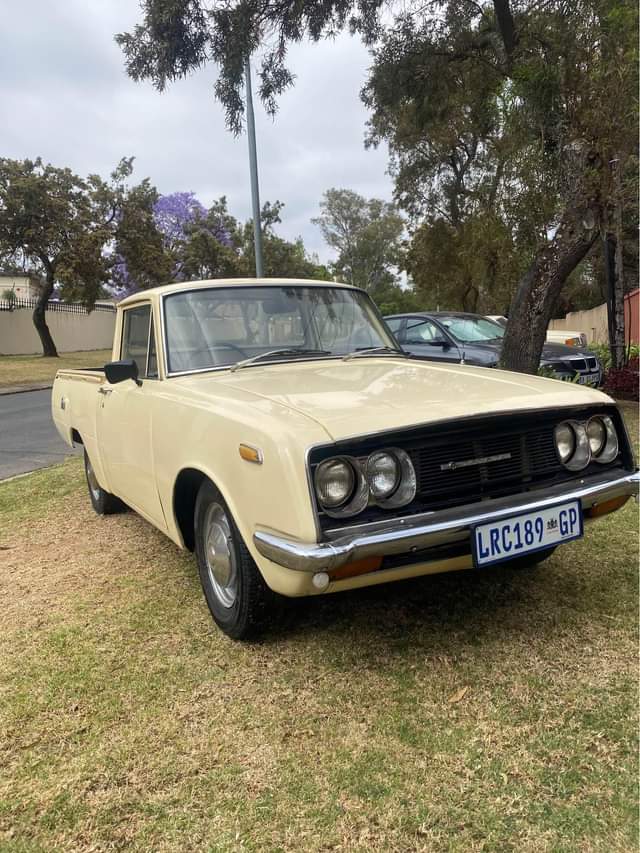 toyota corona