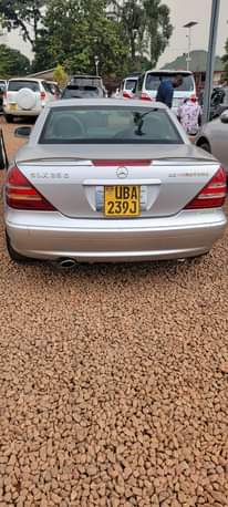 A picture of Benz on sale with no mechanical issues just buy and