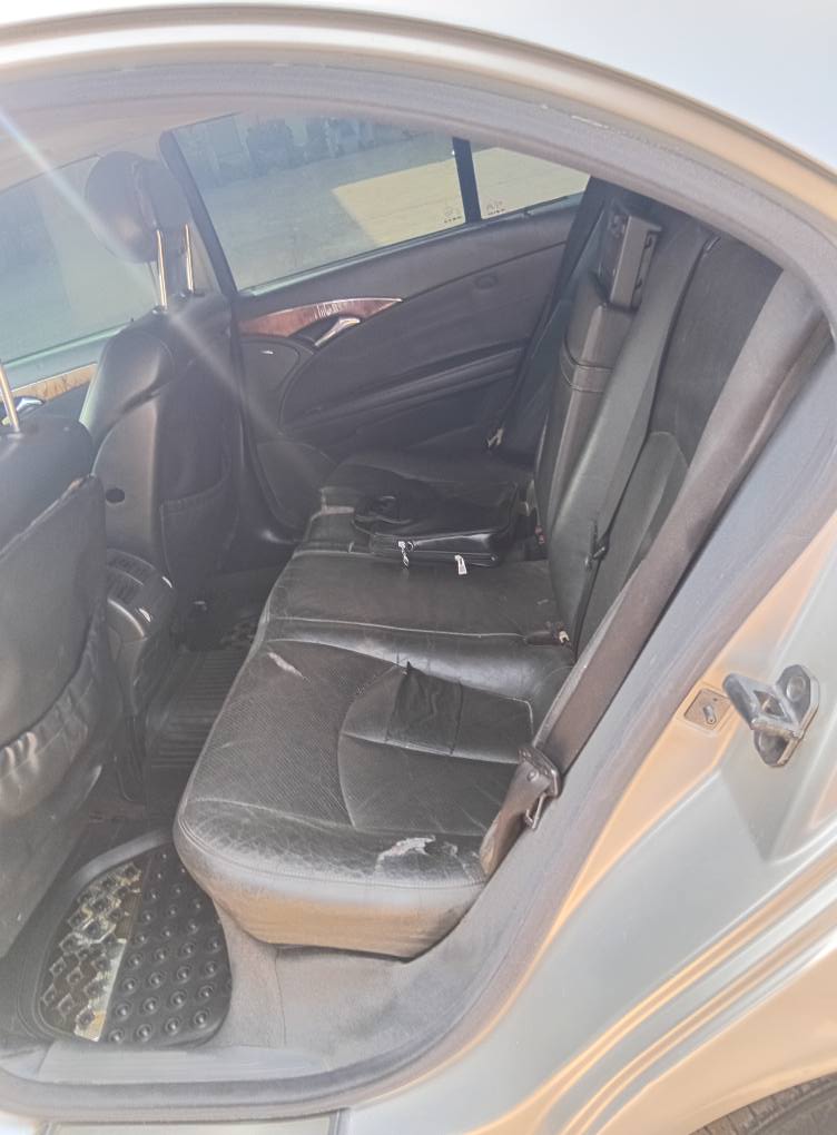 A picture of BENZ E350