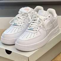 A picture of Nike 