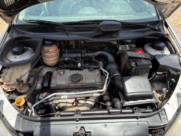 A picture of Mercedes Benz c130