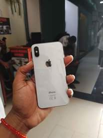 A picture of I phone X