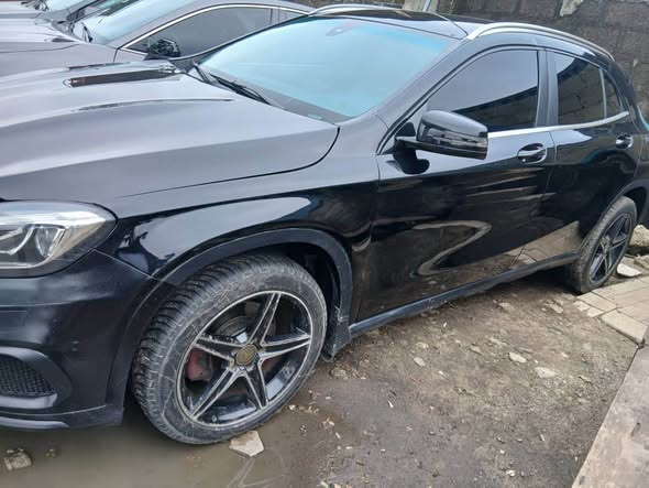 A picture of Mercedes Benz GLA250 4Matic