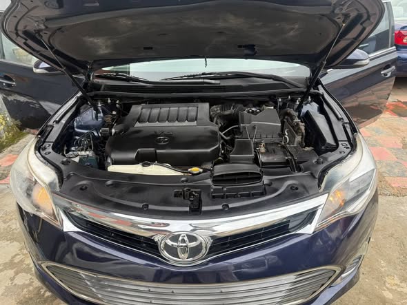 A picture of Foreign used 2014 Toyota Avalon xle