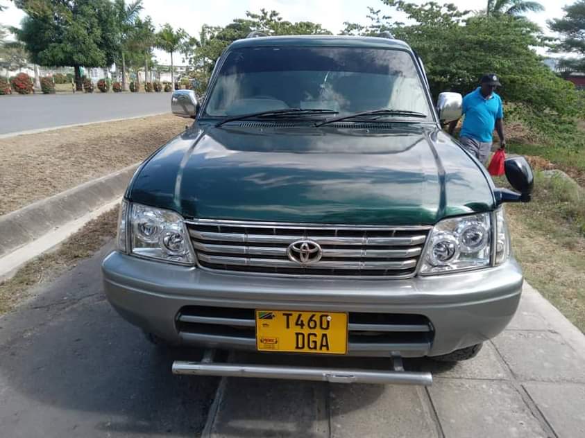 A picture of Toyota Land cruiser Prado