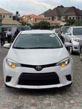 A picture of EXTREMELY SUPER CLEA FOREIGN USED 2014 MODEL TOYOTA COROLLA LE