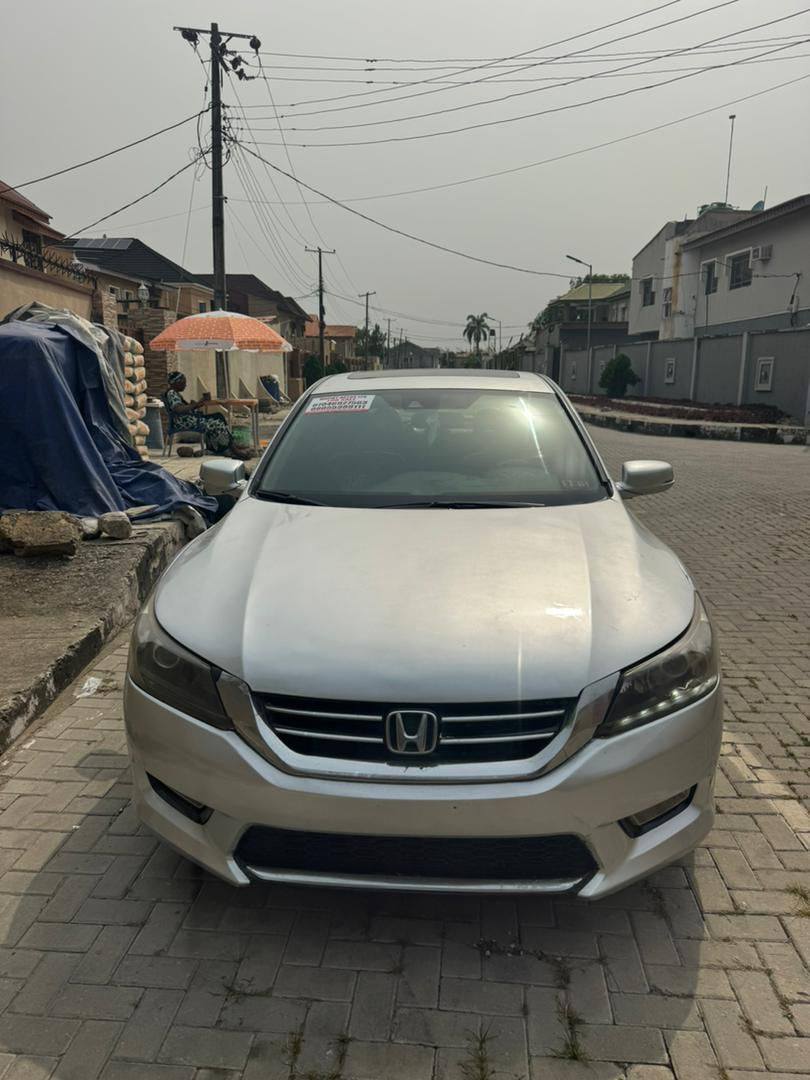 A picture of 2015 Honda accord