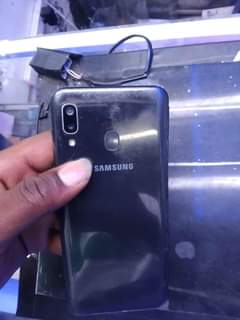 samsung a20