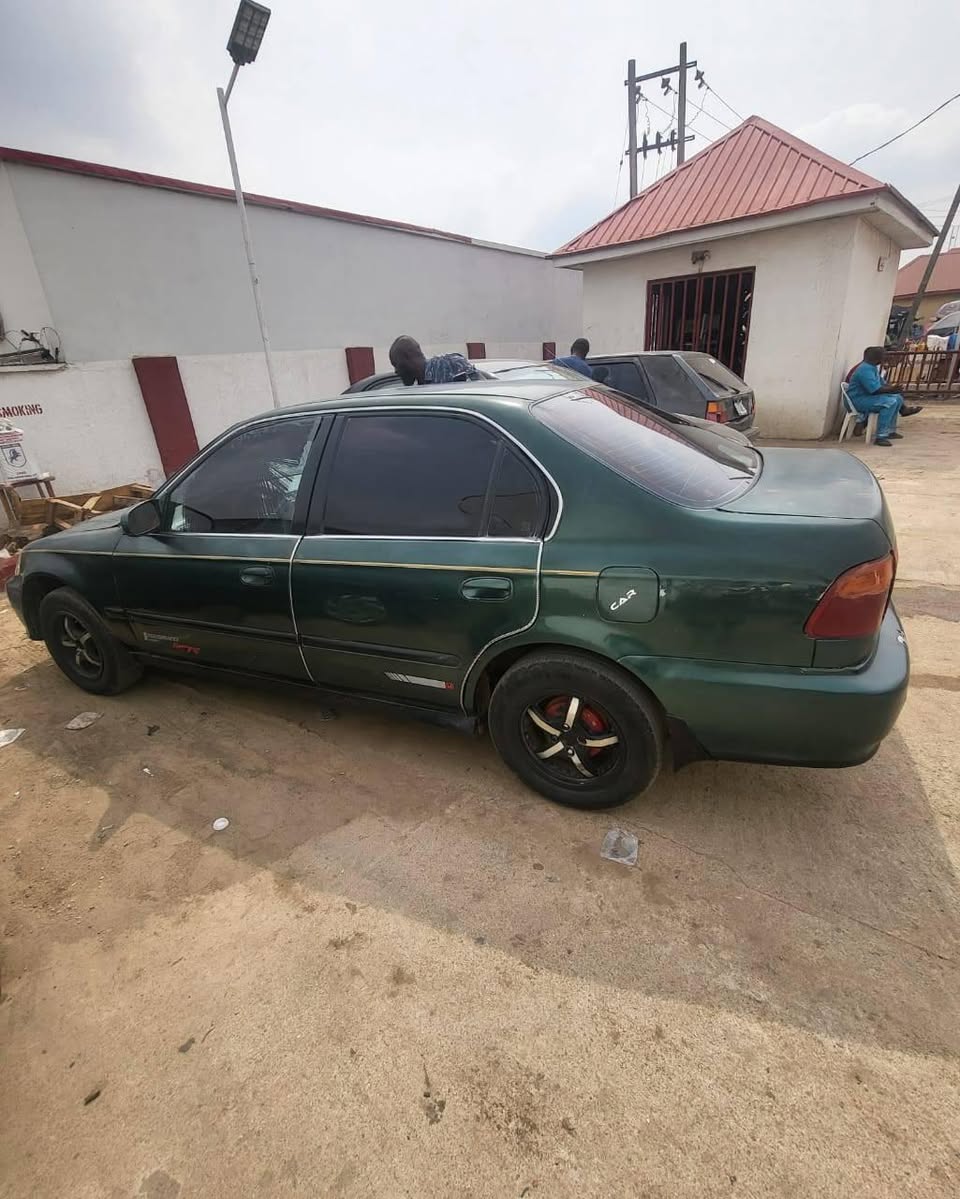 A picture of Distress Honda Civic