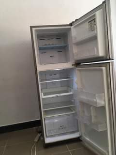 A picture of FRIDGE