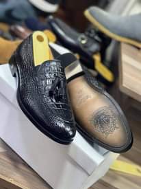 A picture of Shoes for men