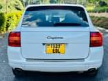 A picture of Porsche cayenne Price 41Million 2990cc Petrol fuel Year 2005 Low