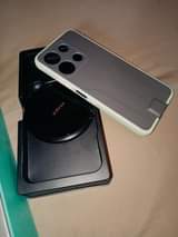 A picture of Inifinix note 30 rom16 GB 256