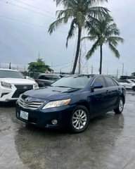 A picture of REGISTERED 2011 TOYOTA CAMRY XLE V6 Sunroof Thumbstart Android Screen
