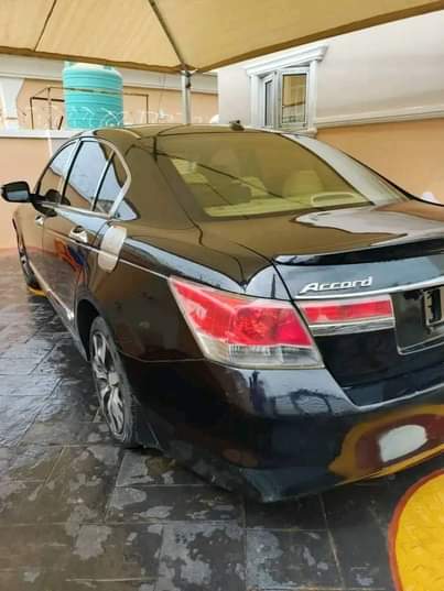 A picture of Honda accord 2008 upgraded automotic V6 engine and gear intact