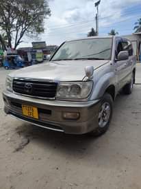 A picture of TOYOTA LAND CRUISE AMAZON