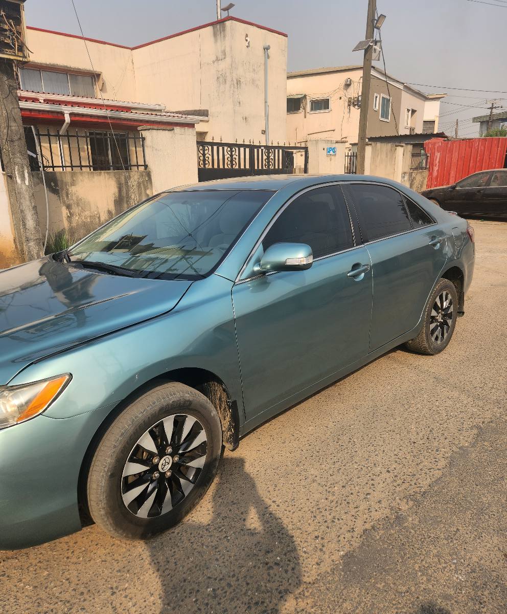 A picture of Toyota camry