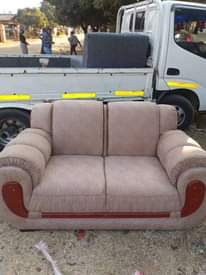 classifieds/furniture sofas