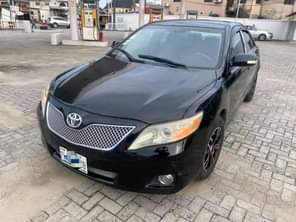 A picture of HOT GOOD DEAL TOYOTA CAMRY 09 010 XLE BARELY USED
