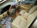 A picture of Lexus Es 330
