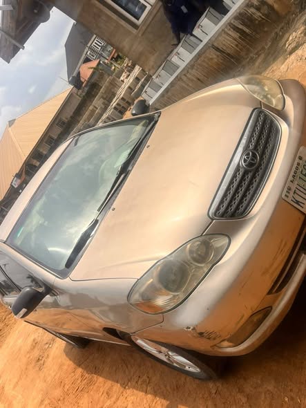 A picture of 2007 TOYOTA COROLLA