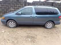 A picture of Few month used Toyota Sienna by a lady for sale