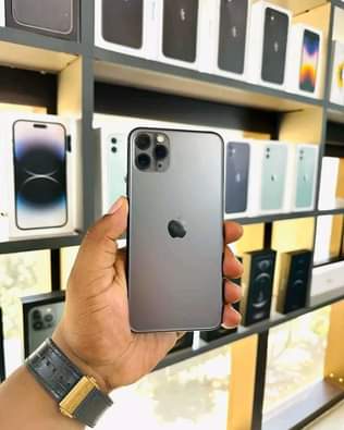 A picture of IPHONE 11 PRO MAX
