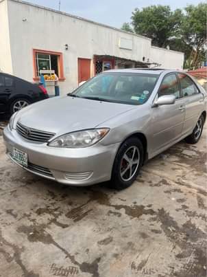 A picture of TOYOTA CAMRY 2006