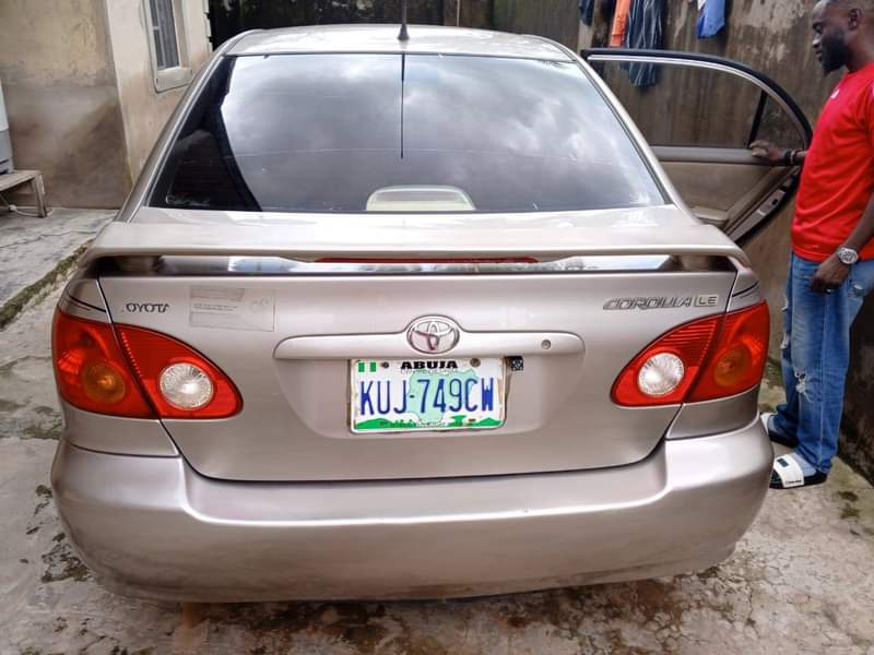 A picture of Home Used Toyota Corolla LE 2004 Model With Custom Duty