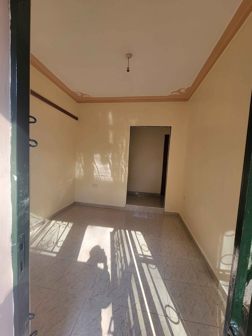 A picture of 2 beds 1 bath House