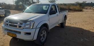 classifieds/cars isuzu