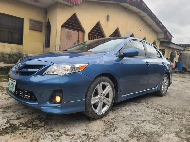 A picture of 2013 TOYOTA COROLLA SPORTS FOR SALE Super sharp First flash