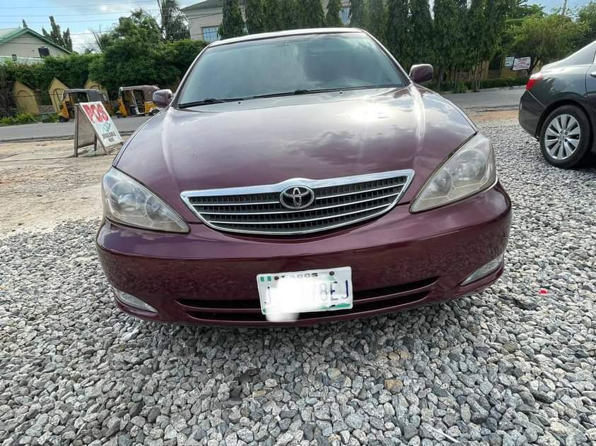 A picture of Toyota Camry 03 Sharp engine Untouched gear AC chilling Tinted